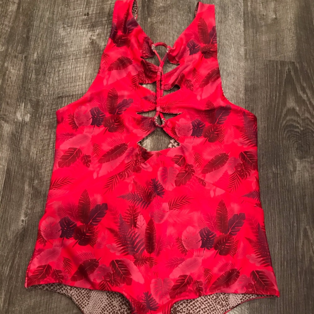 acacia one piece